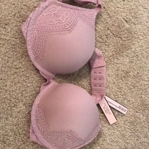 NEW WITH TAGS 32B Demi Angels